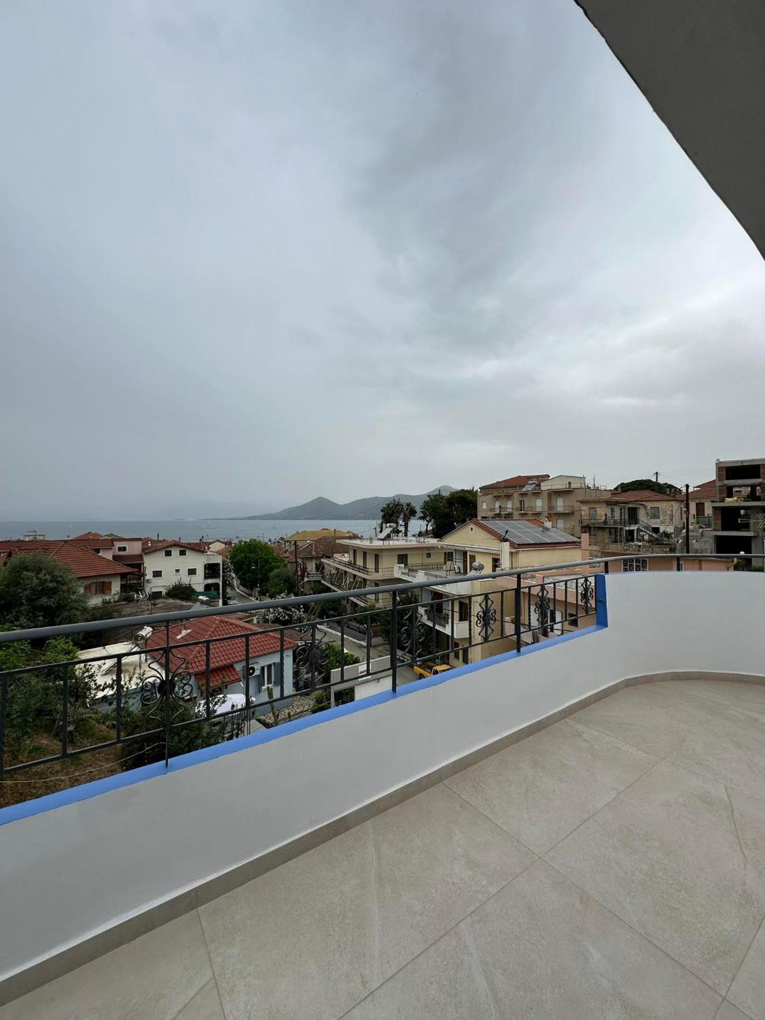 Azzurro Hotel Paleros Exterior foto